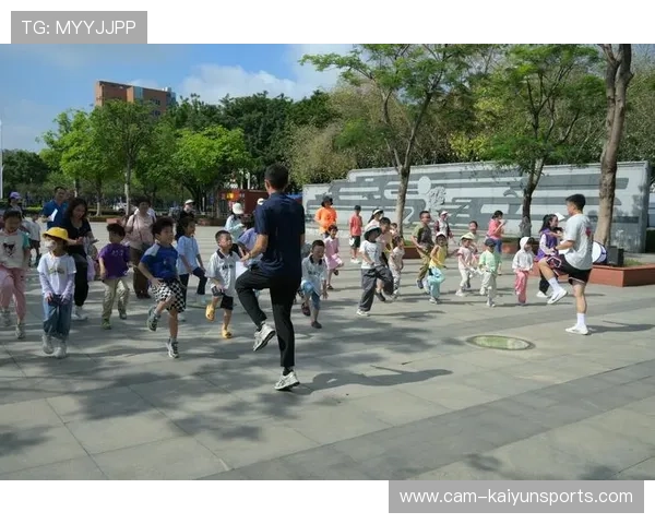 社区体育赛事活跃，促进居民身心健康